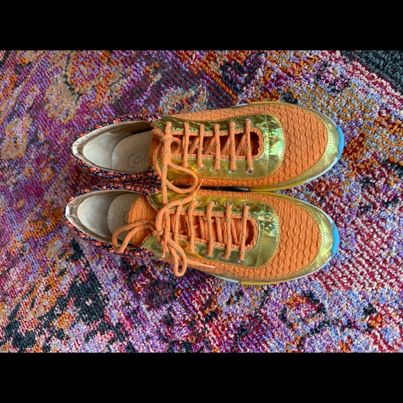 New Chanel orange tweed, gold iridescent trainers - Picture 5 of 7